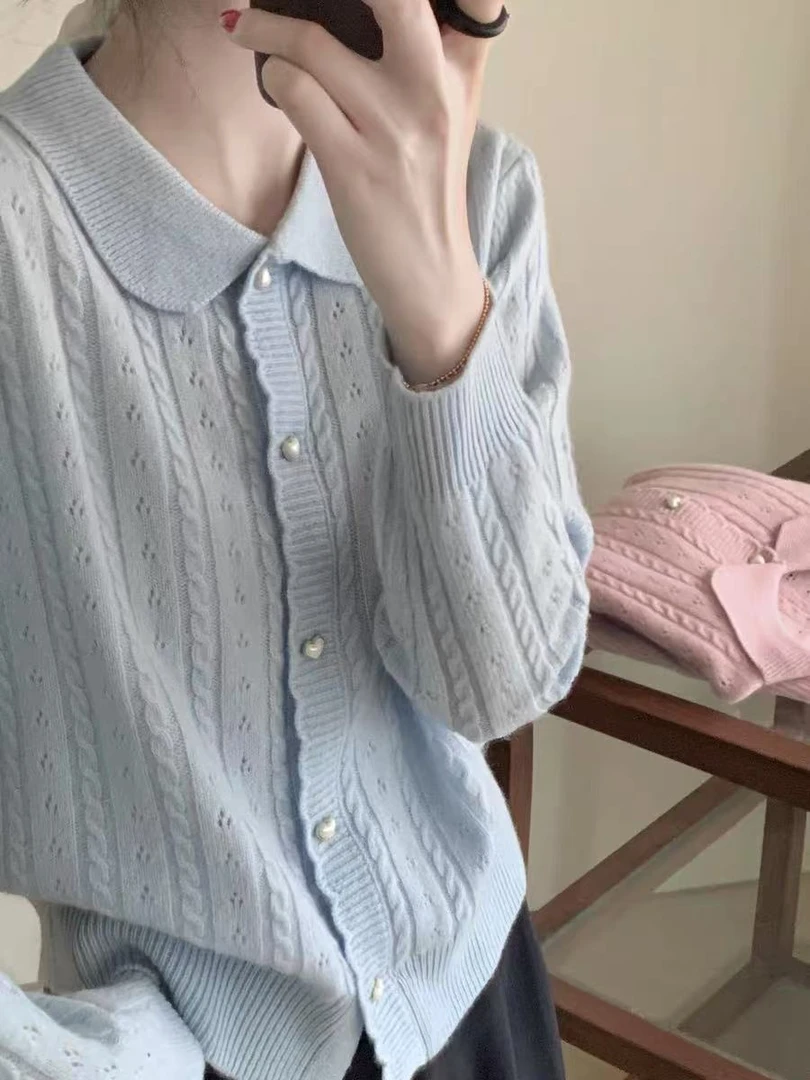 QW七言家 ”空气蓝“翻领麻花爱心扣毛衣开衫8868@