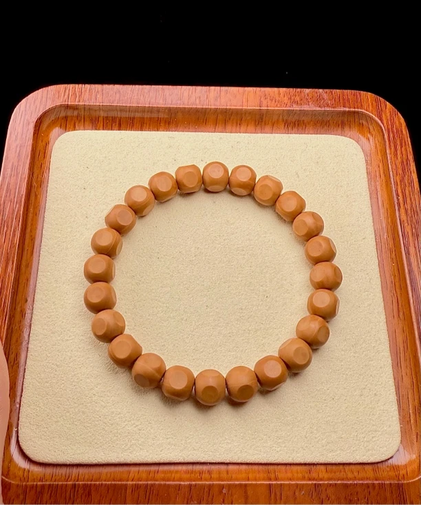 【遵然甄选】精品大面六方微瑕8+mm纯手工猴头手串