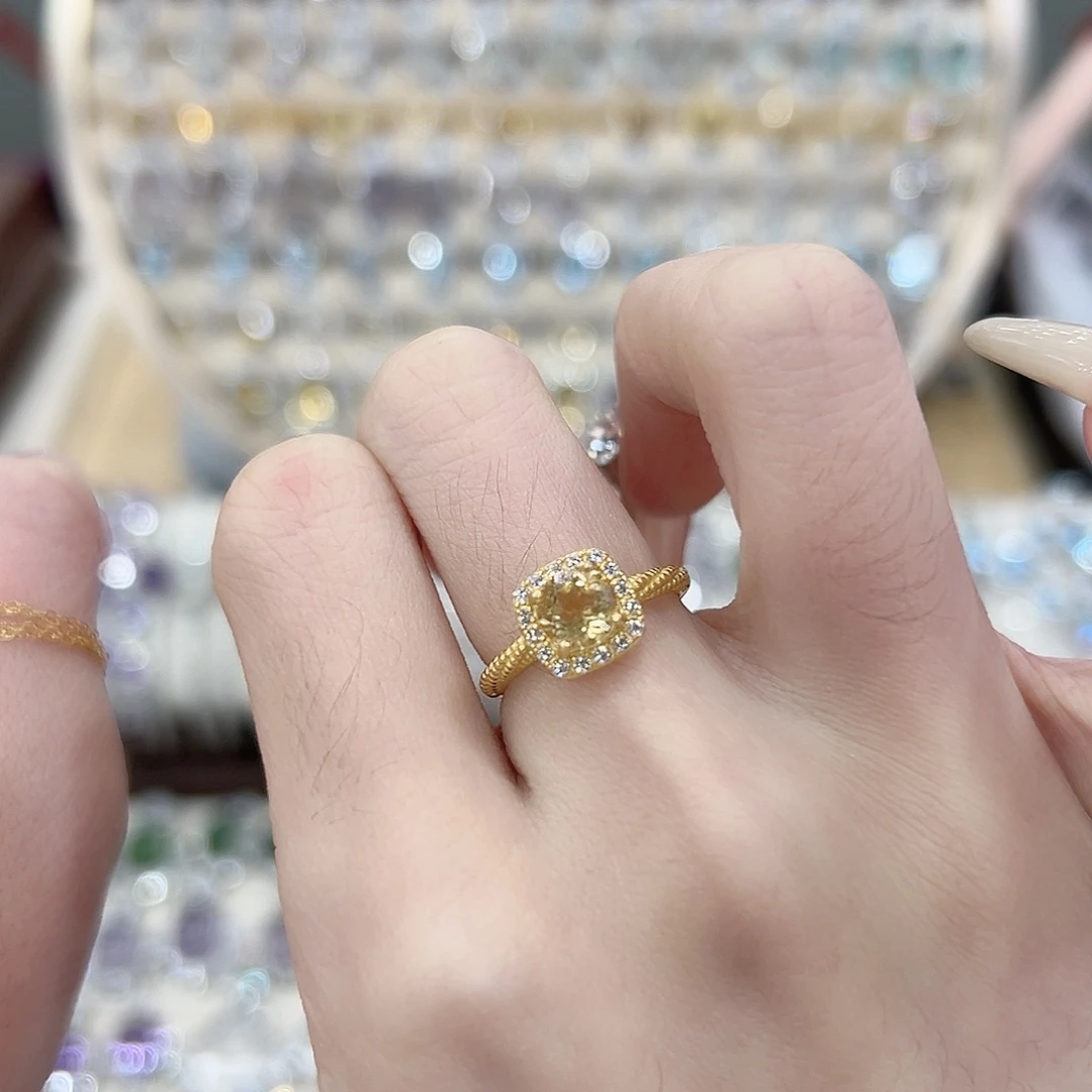 毛***姐银S925镶嵌戒指黄晶