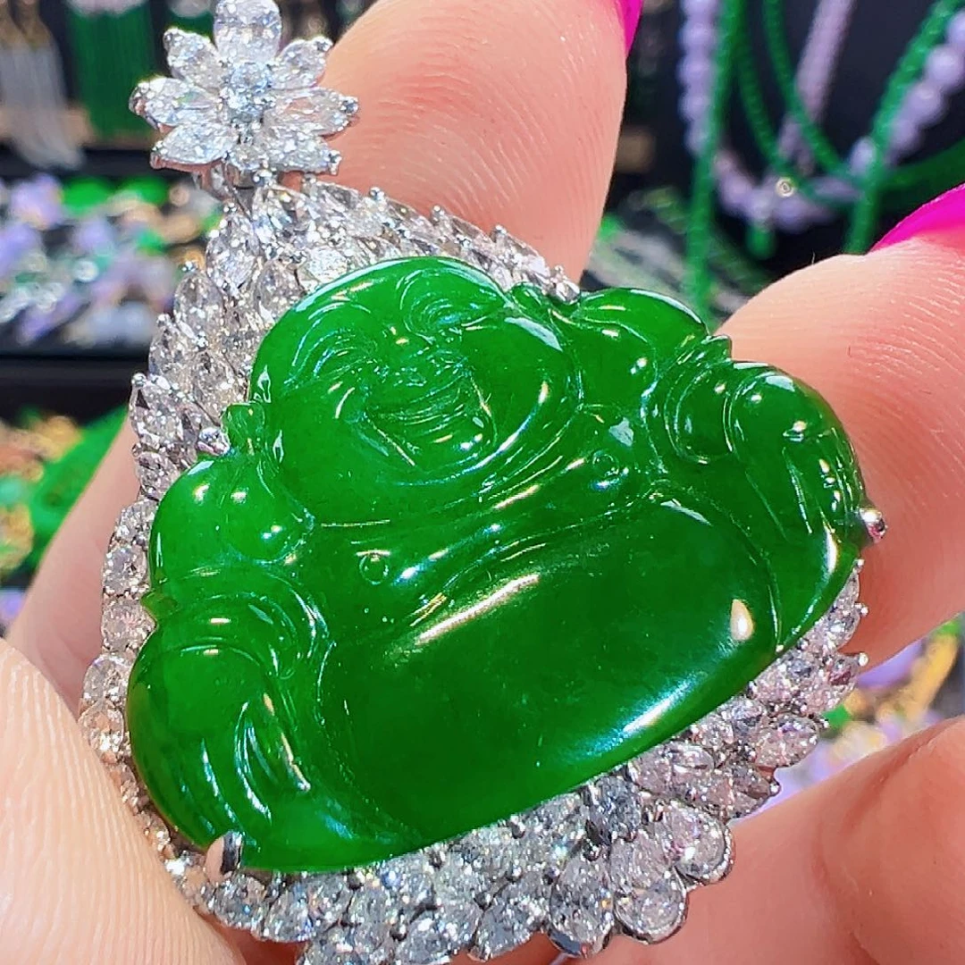 翡翠18K金镶嵌颈饰签收后24小时鉴赏期