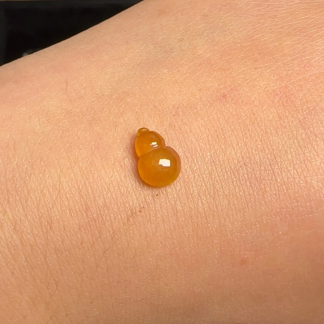 定制翡翠未镶嵌黄翡葫芦 不包镶嵌