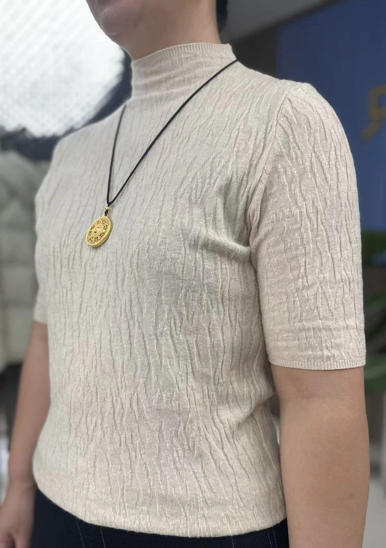 女士打底小衫秋冬新款五分袖内搭保暖半高领四边形