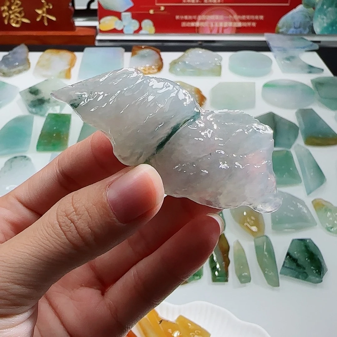 定制翡翠未镶嵌翡翠