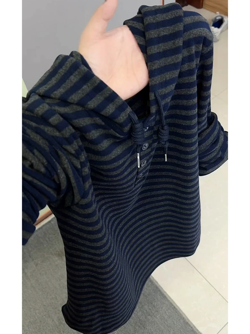 韩系休闲慵懒风条纹连帽针织衫女秋冬季2025新款百搭减龄长袖毛衣