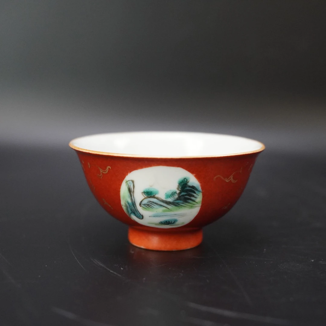 Lot.25090829清乾隆珊瑚红釉开窗山水纹茶圆 直径：约9.6cm