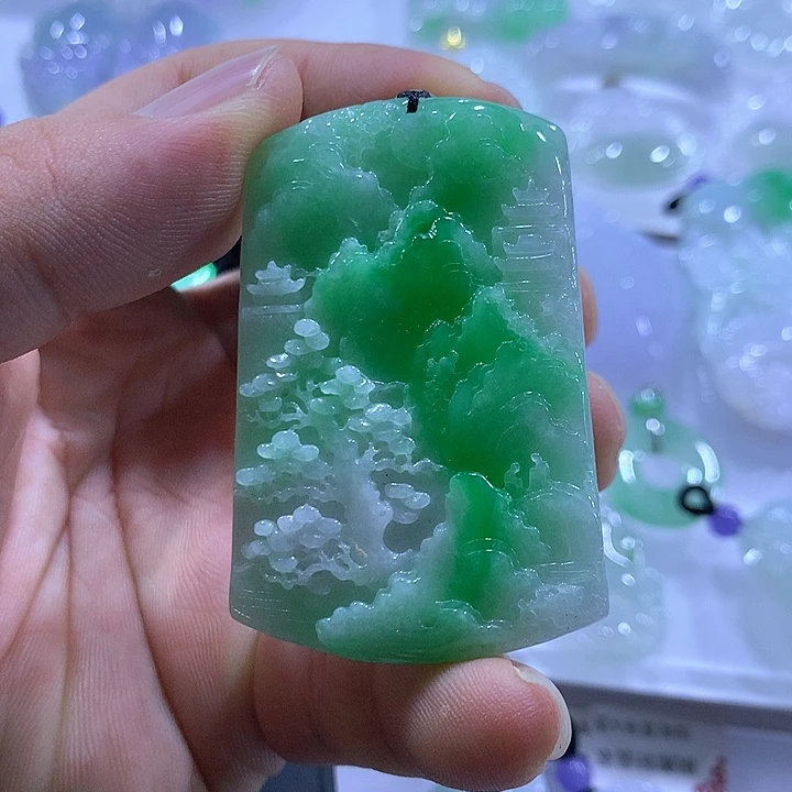 颈饰未镶嵌翡翠天然翡翠A货吊坠