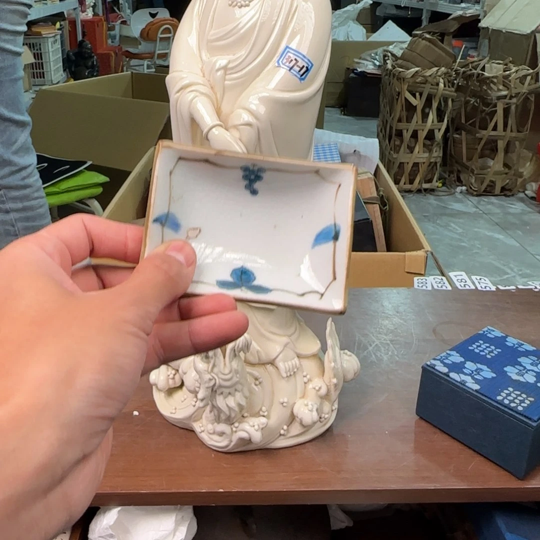 陶瓷孤品单件车里拍