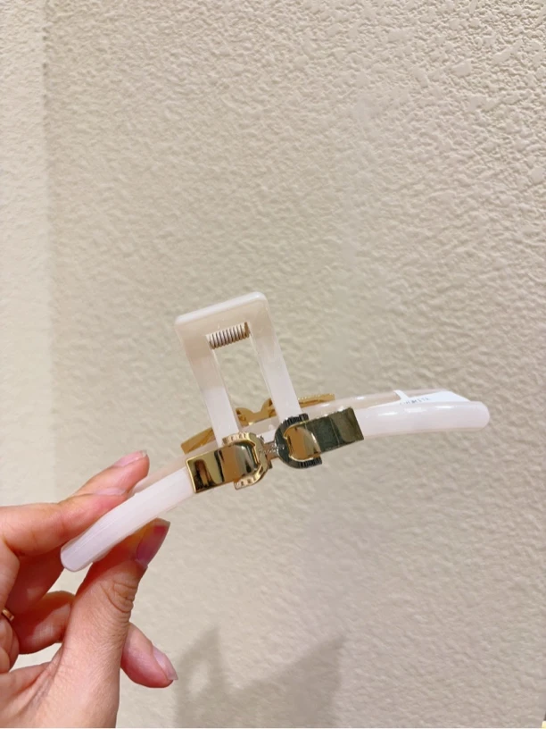 韩国亚克力抓夹高级感盘发鲨鱼夹简约一字夹气质高颅顶时尚抓夹