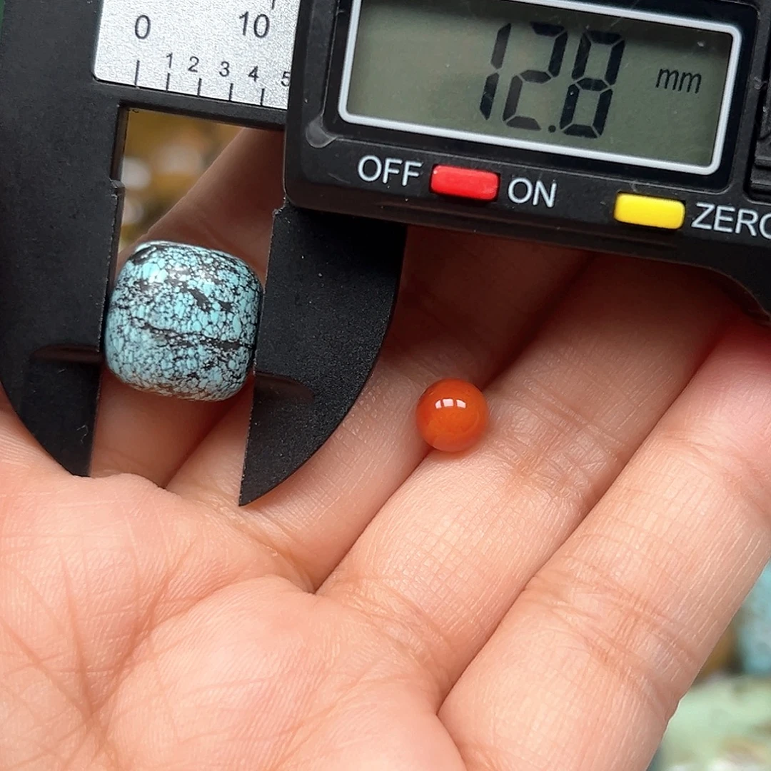 未镶嵌南红玛瑙珠宝奇石