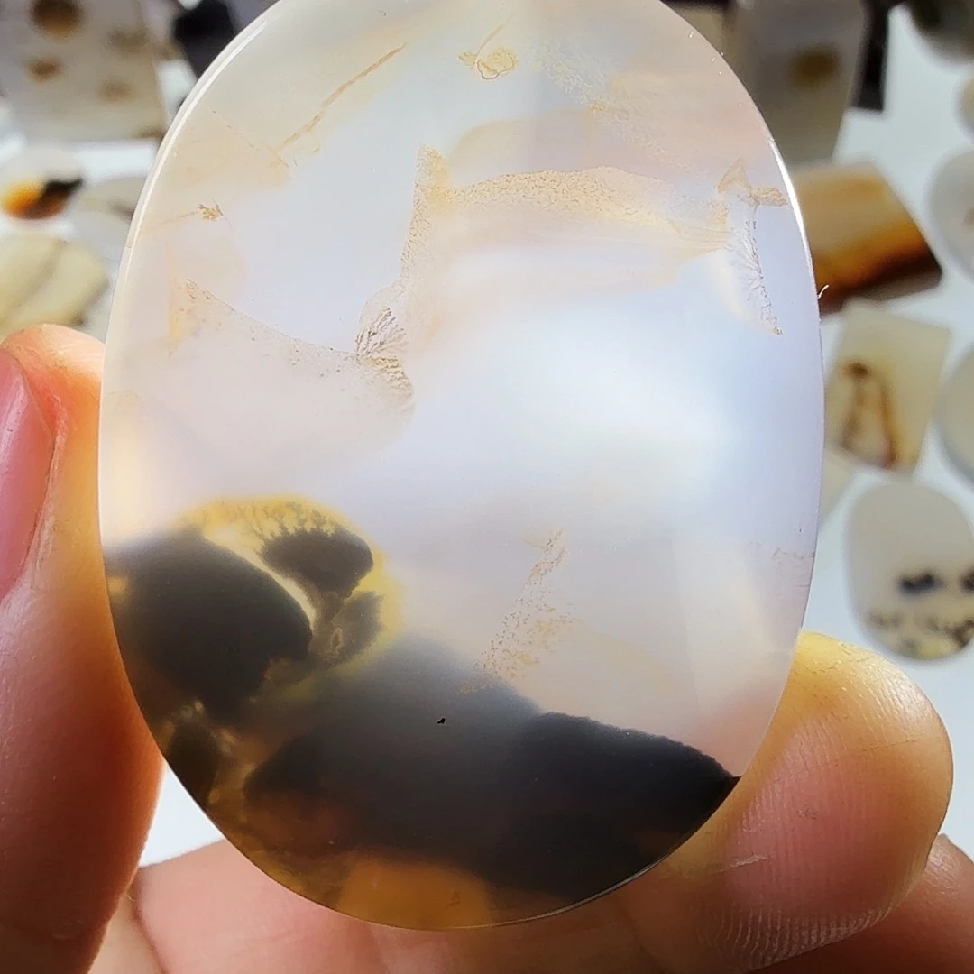 玛瑙/玉髓未镶嵌珠宝半成品