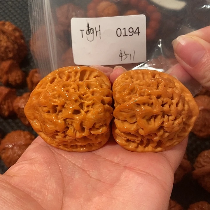 文玩核桃吊坠官帽45