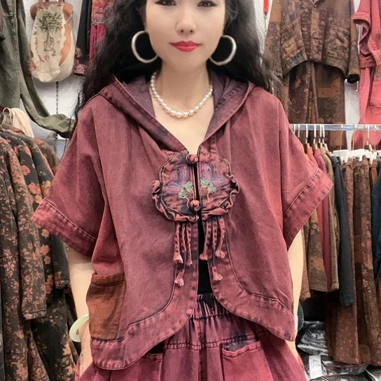 织绣招财猫牛仔斗篷