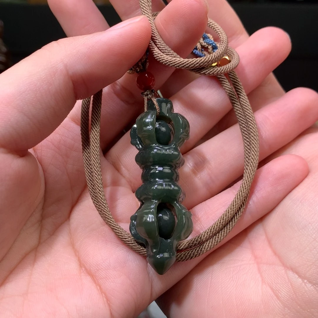 和田玉吊坠未镶嵌