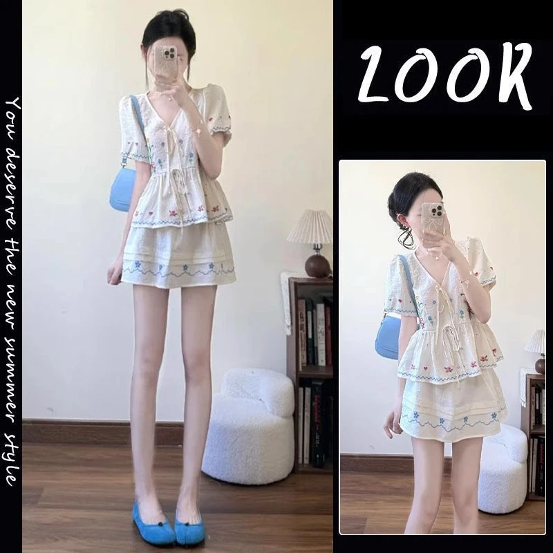 韩系甜美减龄碎花穿搭一整套小众刺绣泡泡袖绑带上衣+显瘦A字裙
