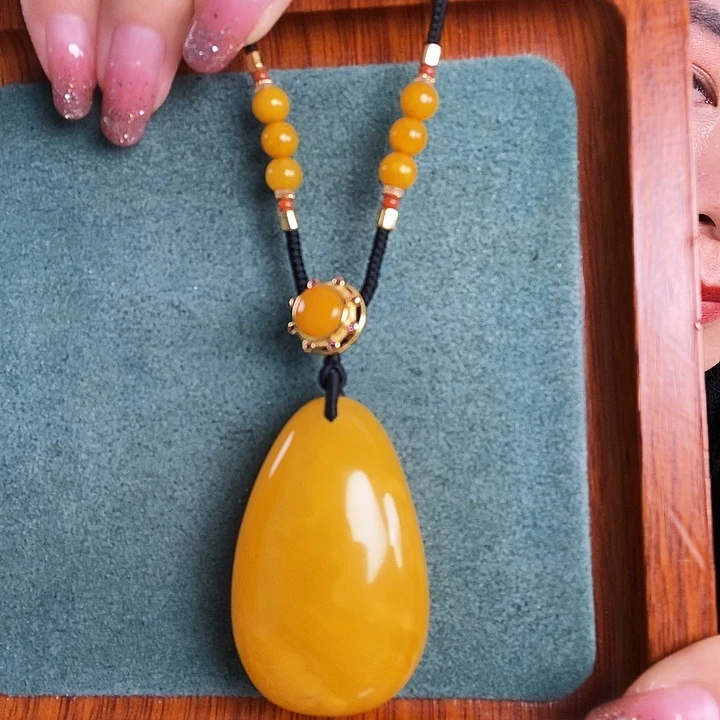 蜜蜡银S925镶嵌颈饰吊坠