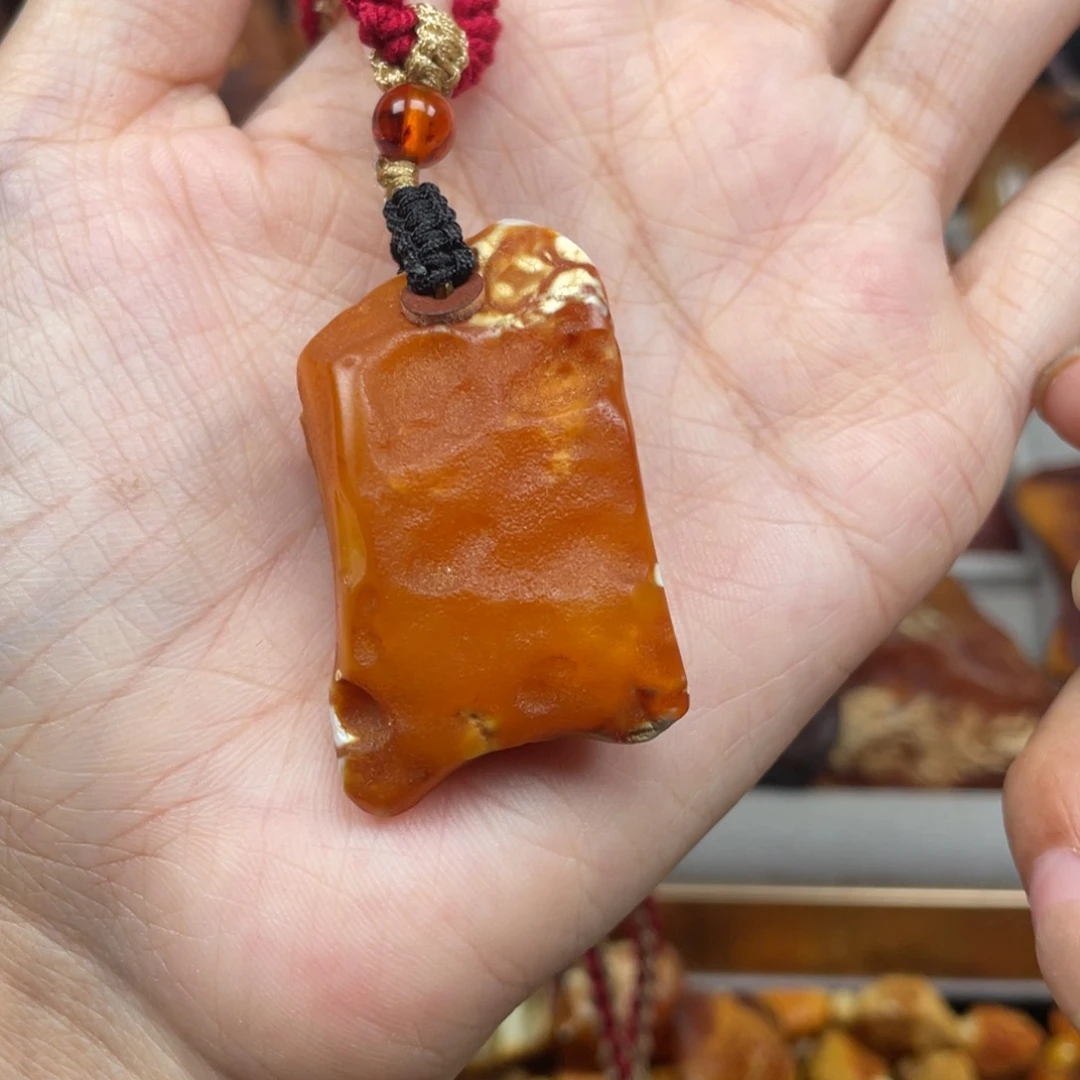 未镶嵌蜜蜡珠宝奇石