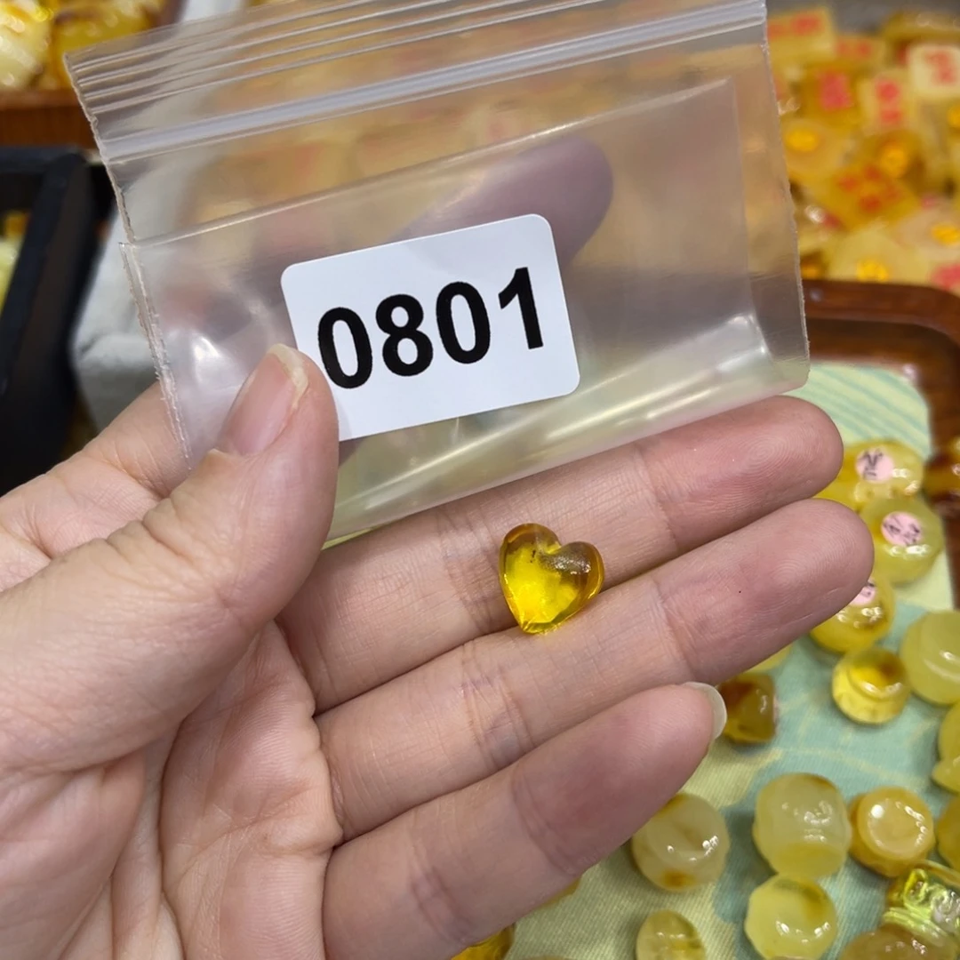 琥珀珠宝奇石未镶嵌酱****菜