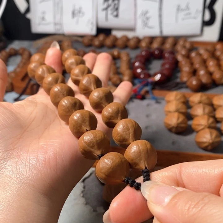 手串橄榄核8161精品蒜头铁核16+2颗