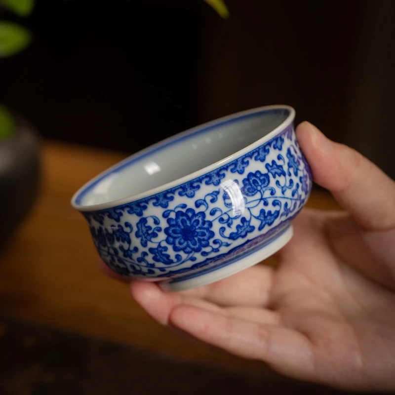 【记石窑】缠枝莲三兔共耳矮炉式杯手工手绘景德镇茶具容量100毫升