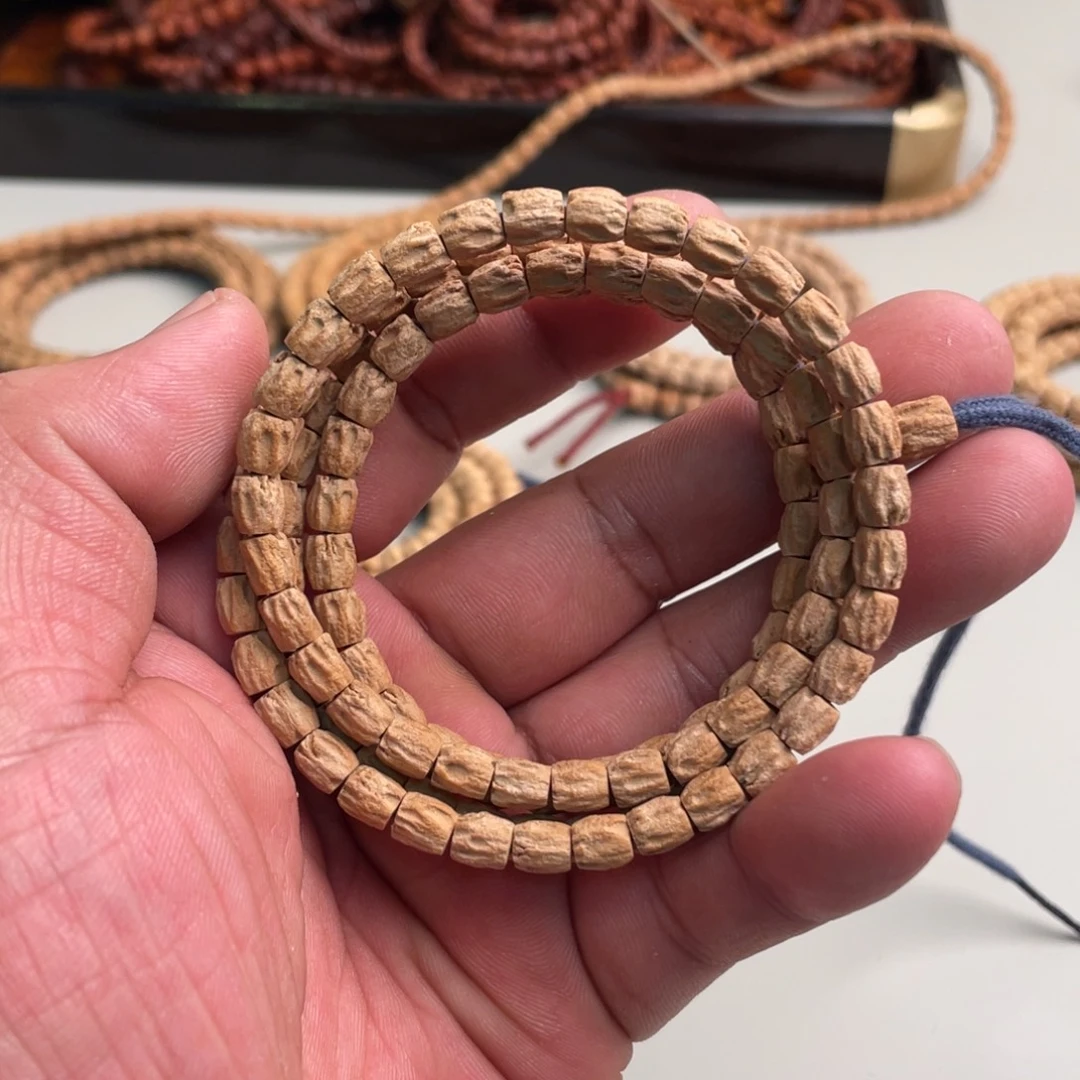 小***鬼吊坠柏香籽/百香籽
