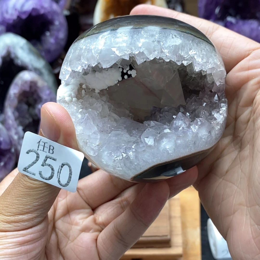 未镶嵌大型摆件（非配饰）水晶
