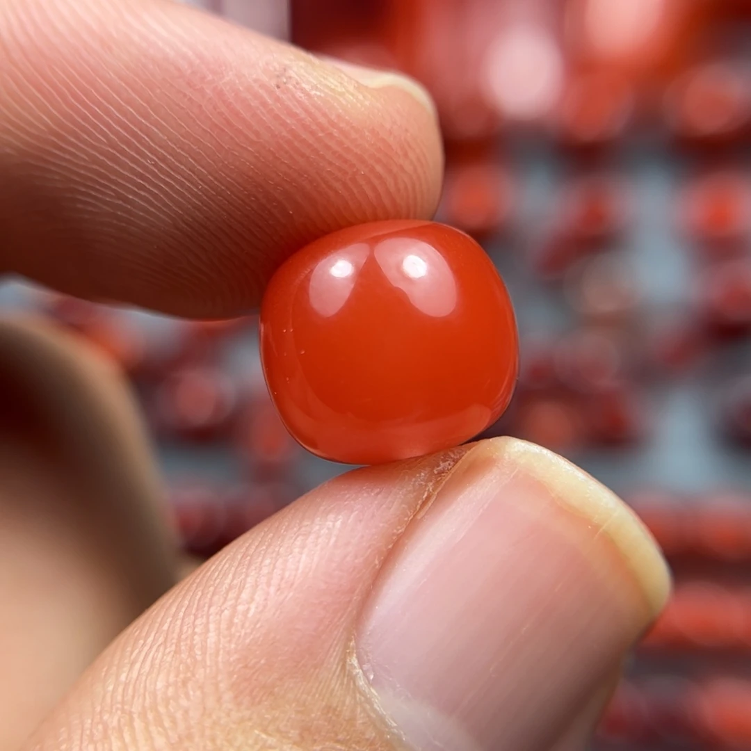南红玛瑙未镶嵌珠宝奇石尺寸12.3/11.1辣椒红