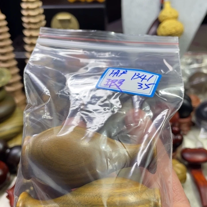 维腊木（绿檀）用****411111