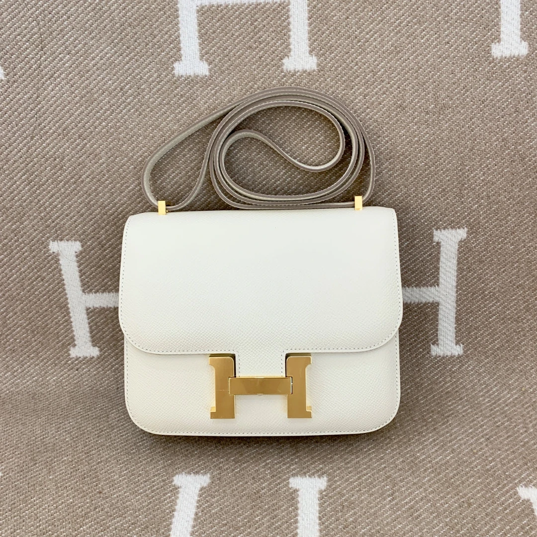 未使用 Hermes/爱马仕 constance 19 K 皮  奶昔白cr0716a1