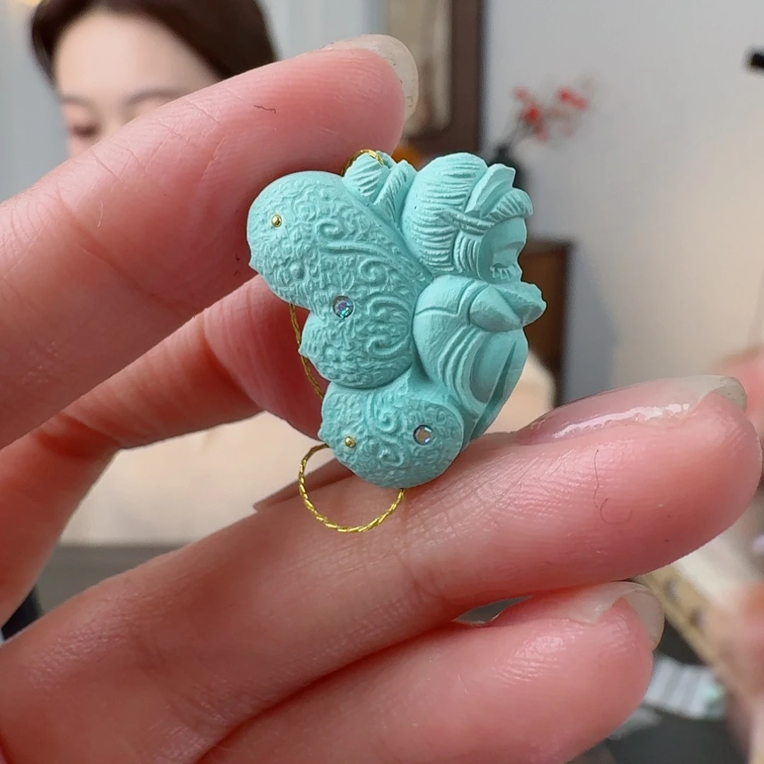 绿松石未镶嵌珠宝奇石