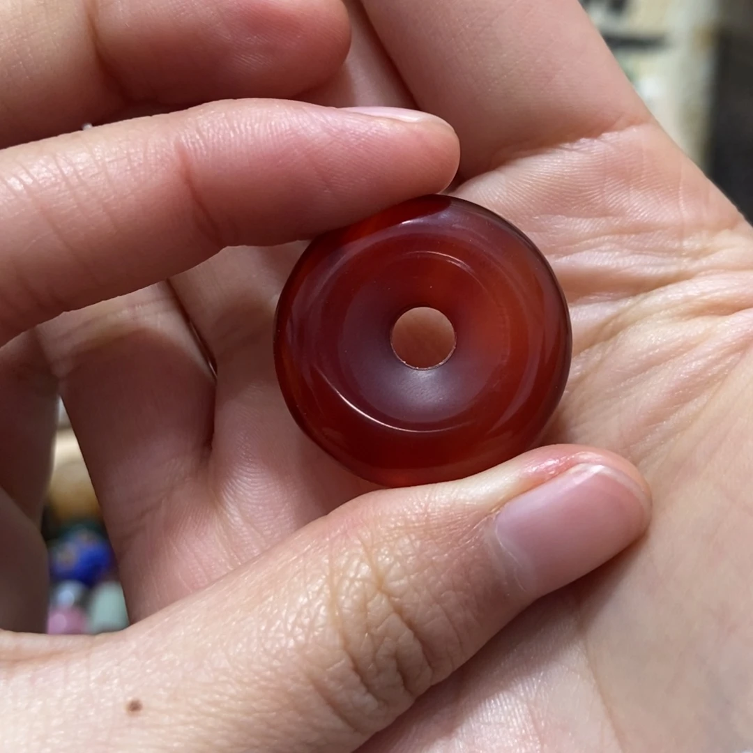 未镶嵌颈饰玛瑙/玉髓?*