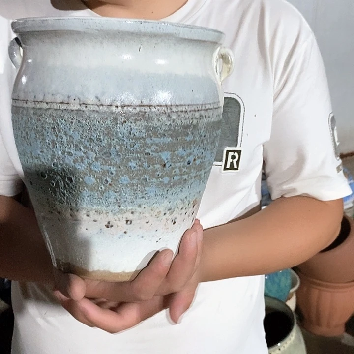 紫砂花盆口18高22瑕疵