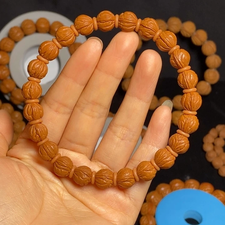 秦岭龙纹桃核手串