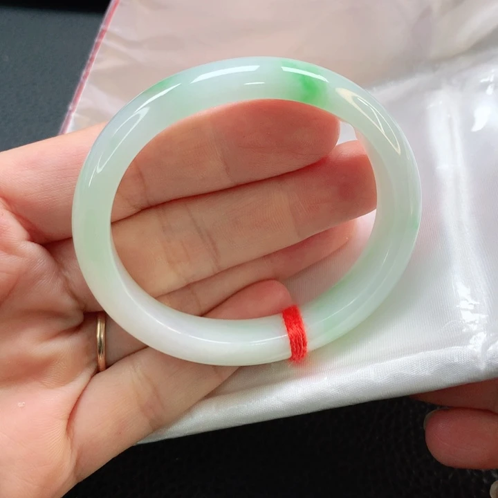 未镶嵌手镯翡翠52贵妃