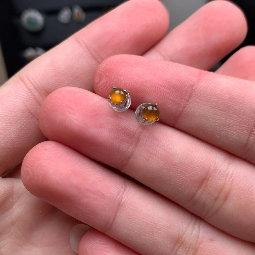 颈饰未镶嵌翡翠天然