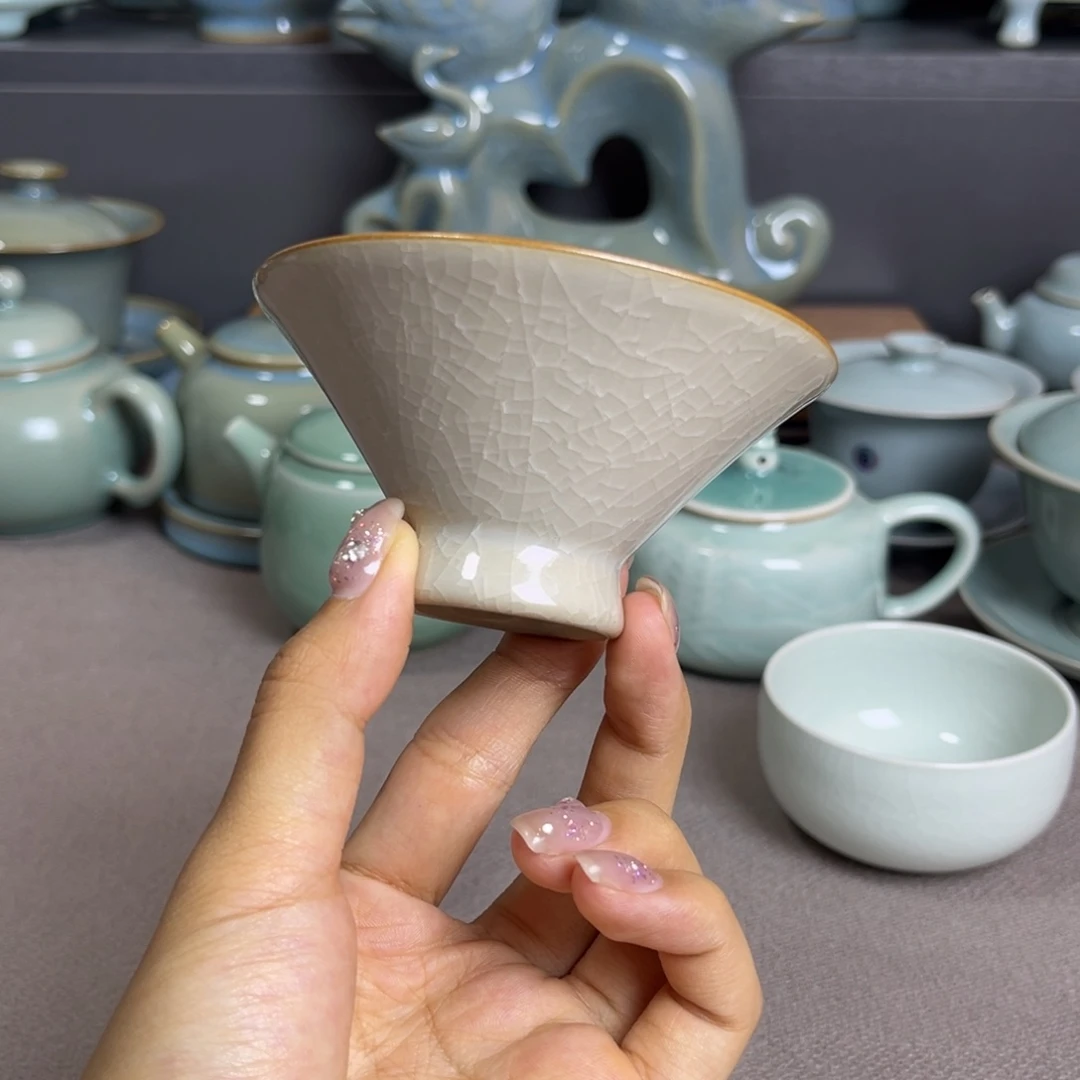 杯子《**》哈哈哈哈哈哈哈哈哈哈哈