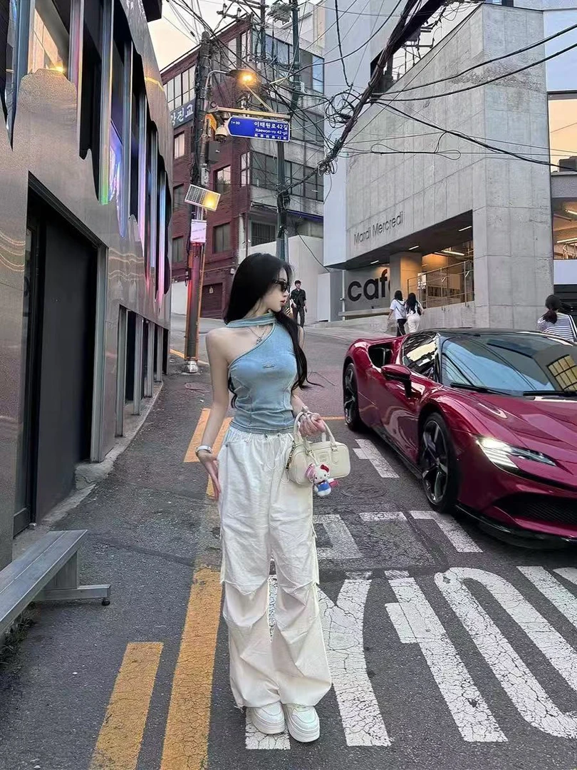 编号600号一699号阿娇服饰女装潮牌短袖宽松版，以直播间为准