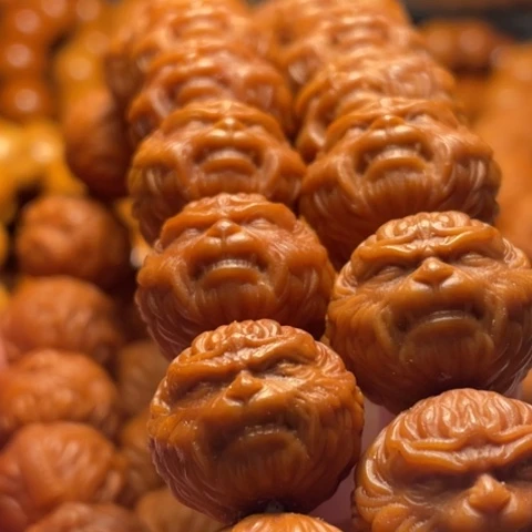 手串猴头核桃梧****杨舞台