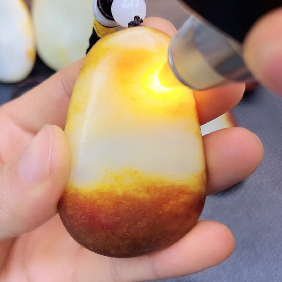 和田玉未镶嵌珠宝奇石