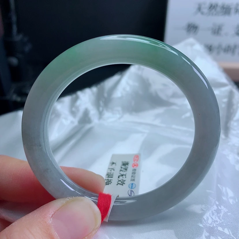 51圈半山水手镯女款冰透