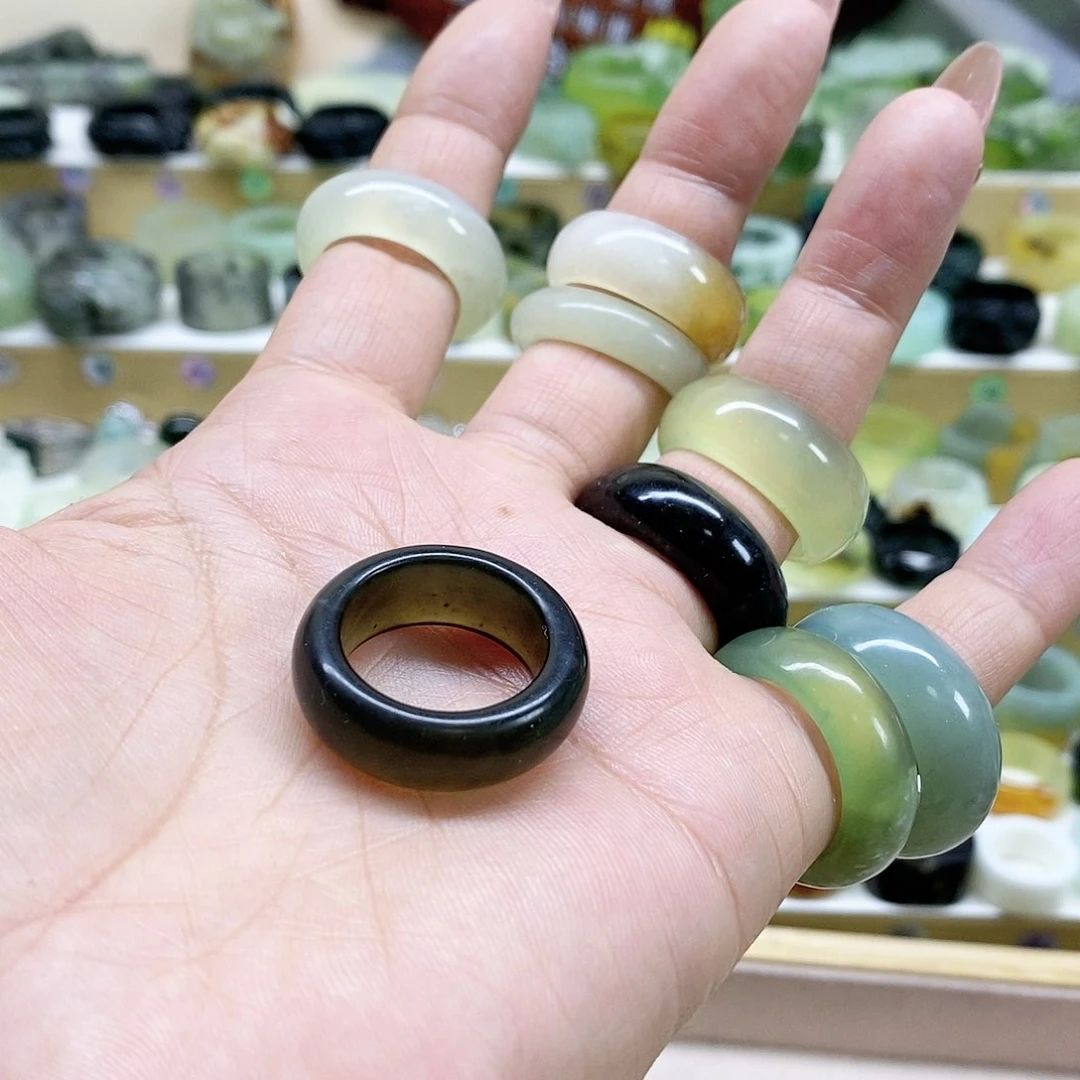 岫玉戒指未镶嵌超*