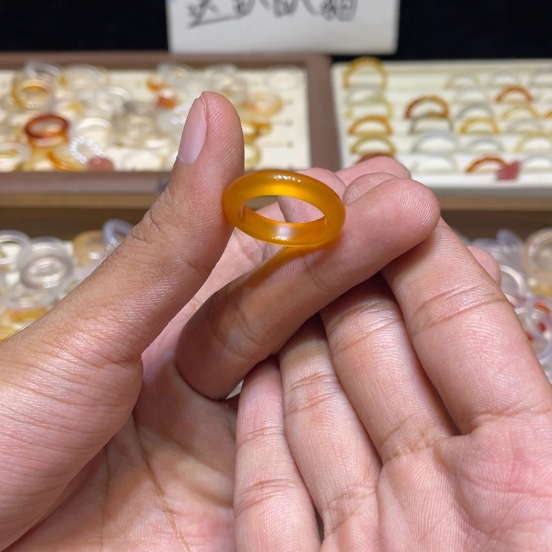 未镶嵌戒指玛瑙/玉髓67号港13