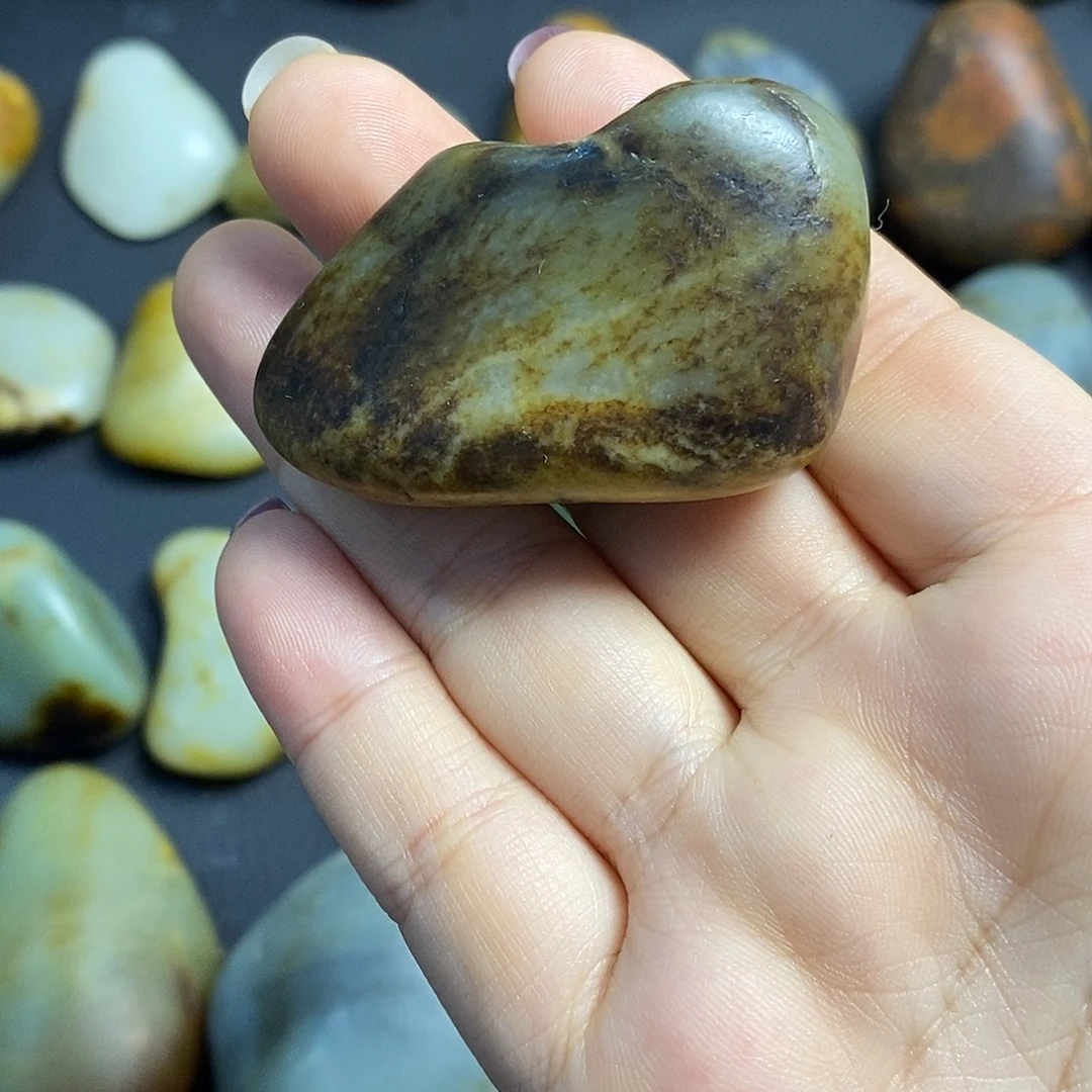 和田玉（糖玉）未镶嵌挂件