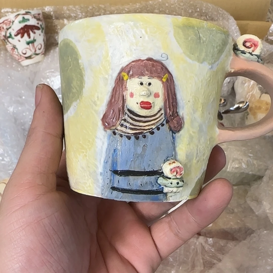 茶盏在家里面不哈哈哈哈