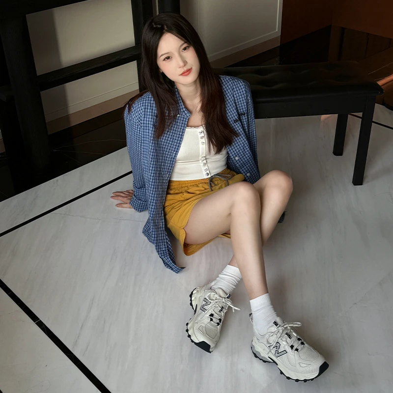 小发喵「复古老爹鞋步履流云｜网艺撞色织就蓝白诗境」999