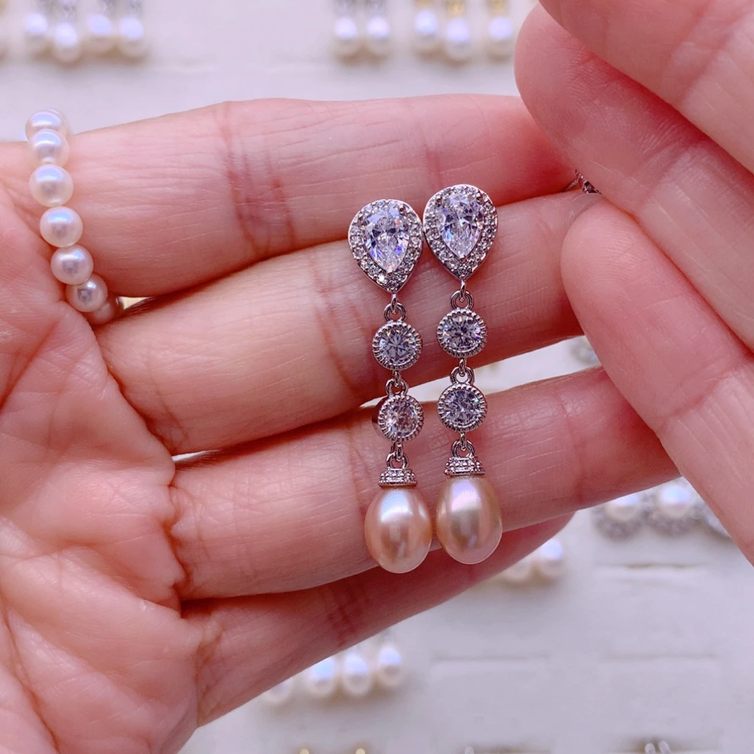 淡水珍珠合金耳饰