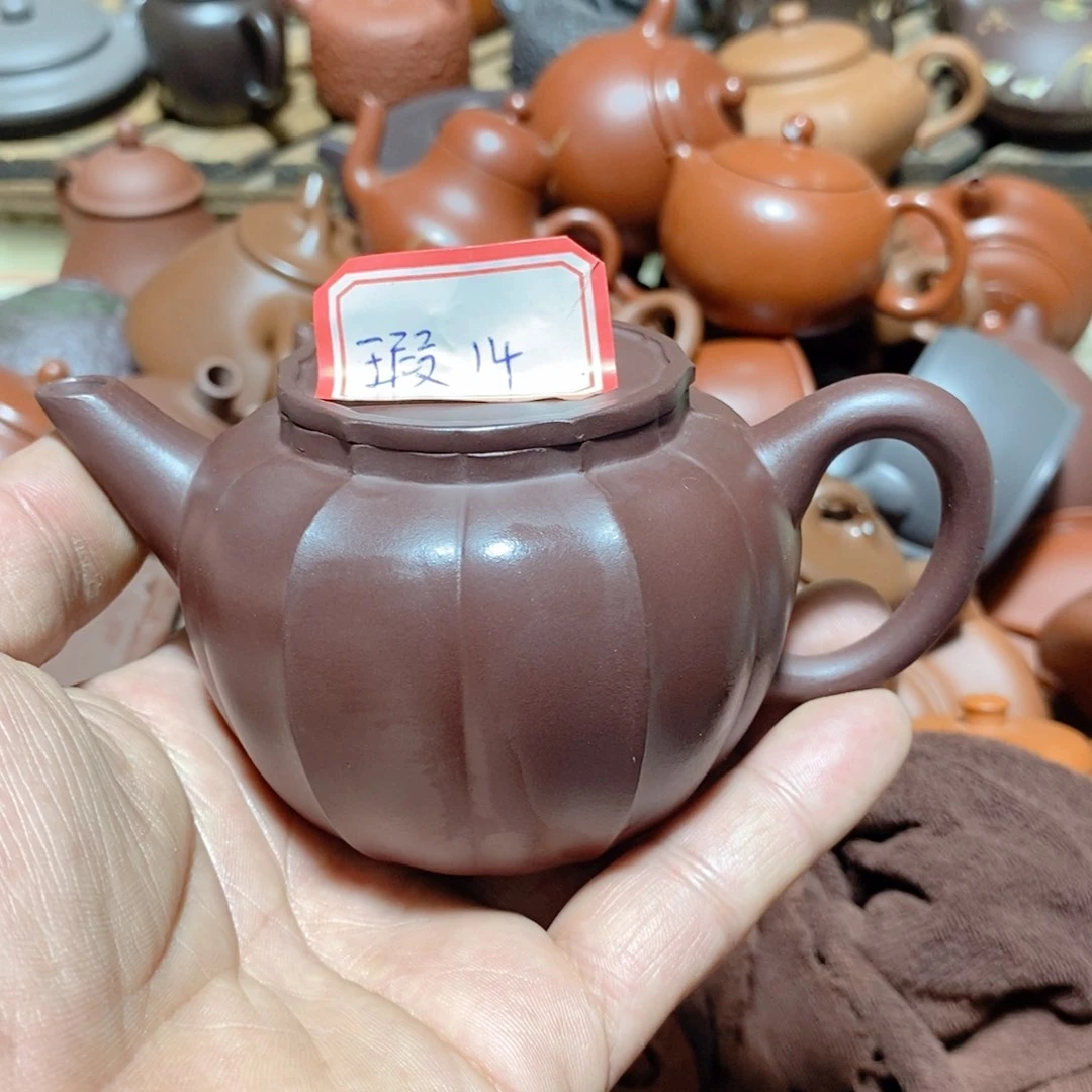 紫砂茶壶欢迎各位光临