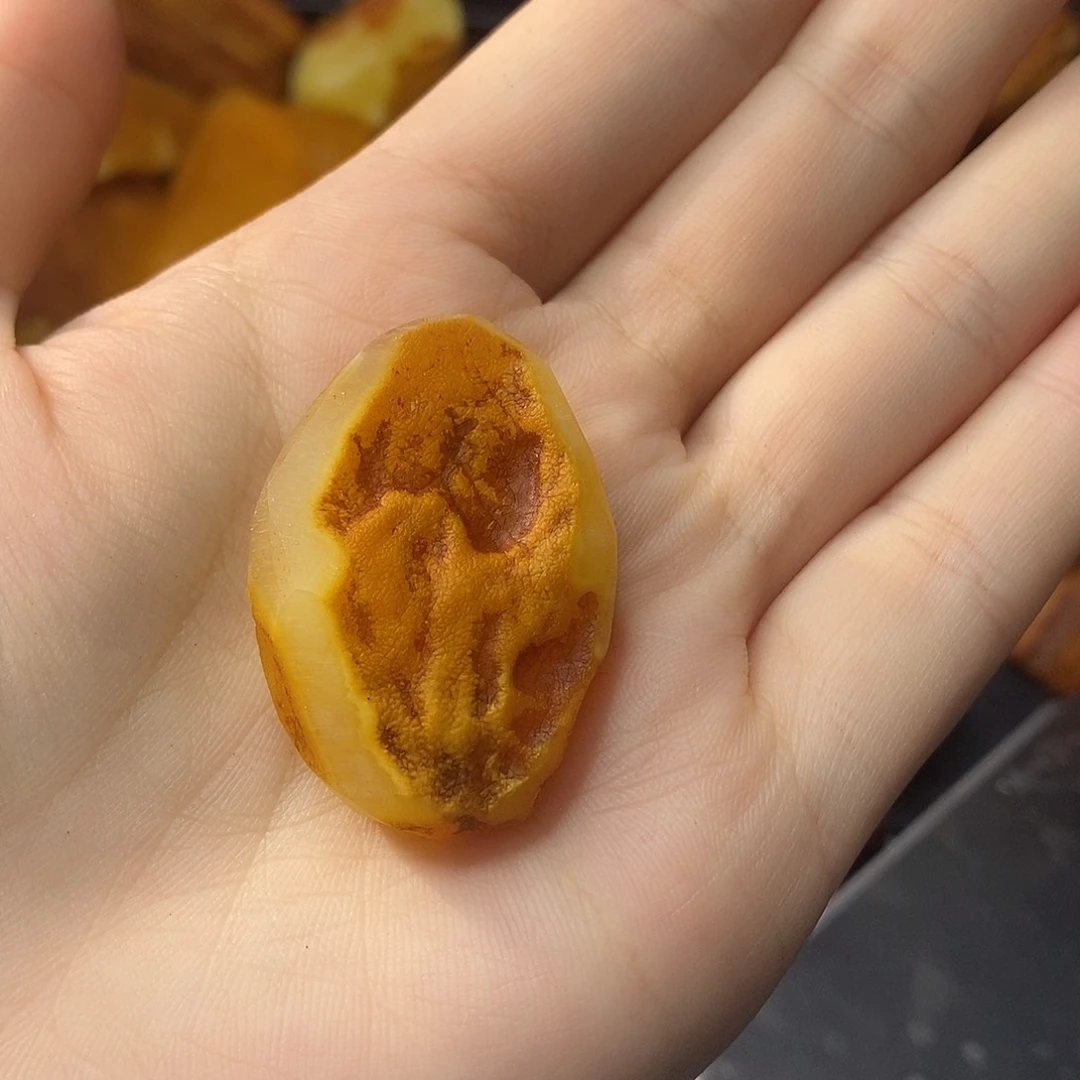 未镶嵌定制琥珀星