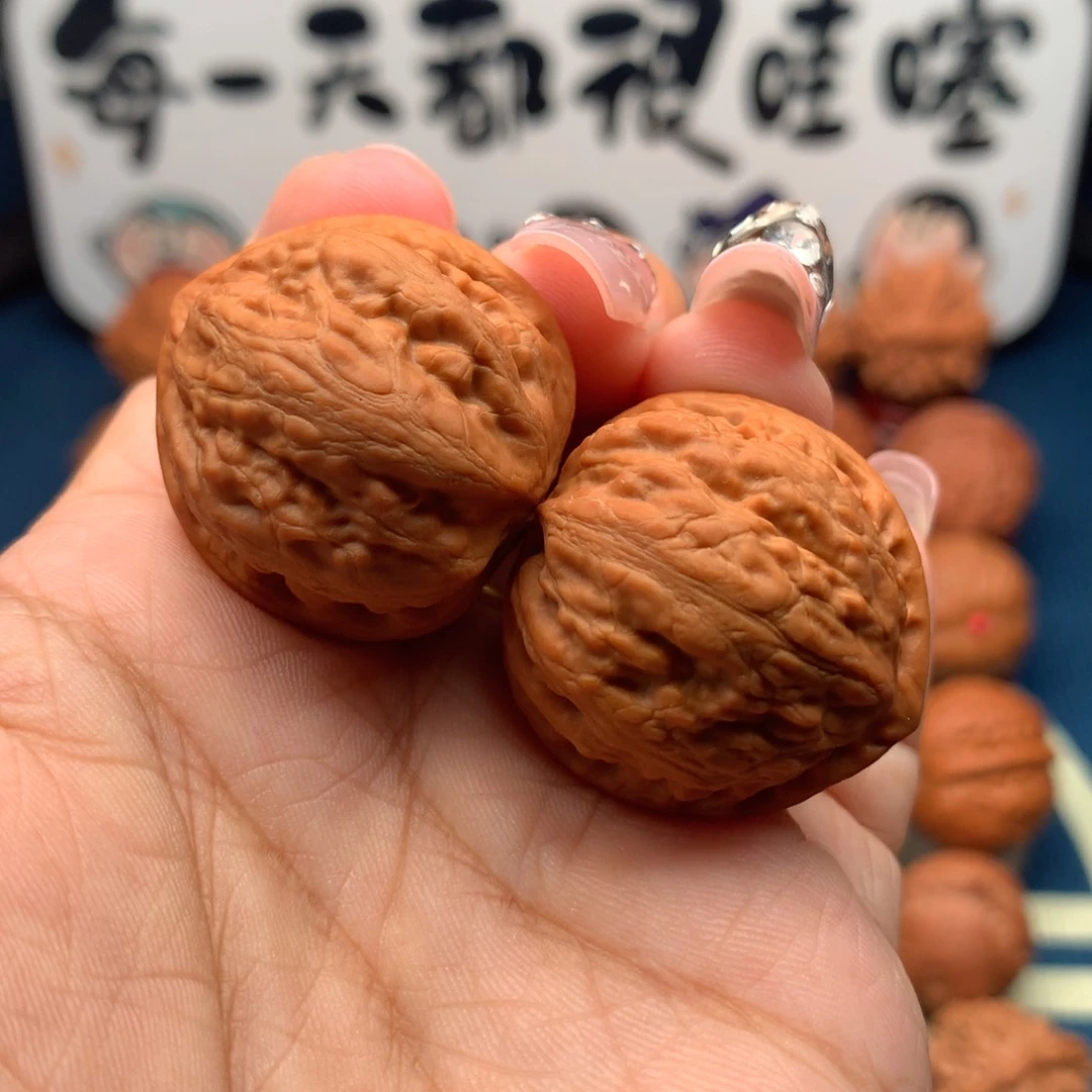 文玩核桃把件胖头陀
