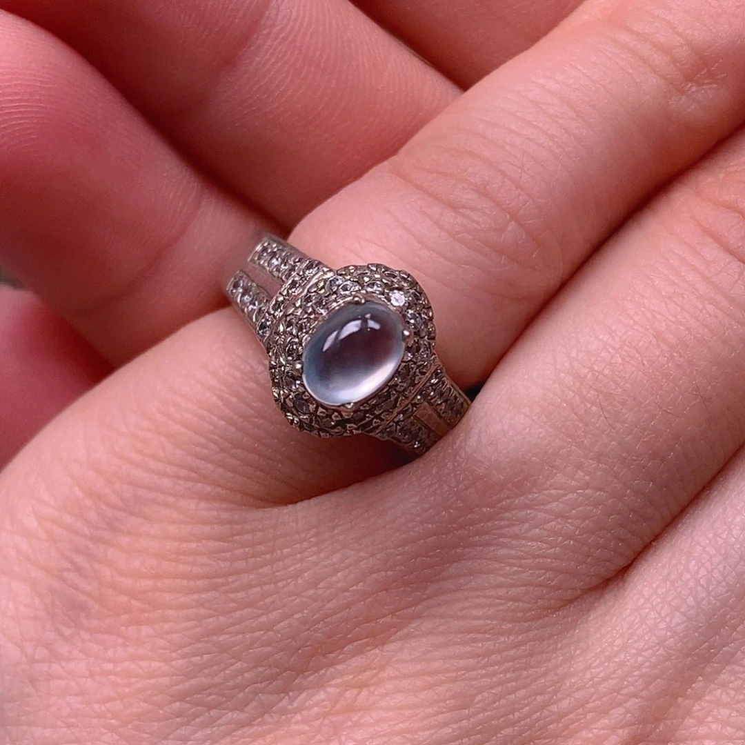 翡翠戒指未镶嵌蛋面