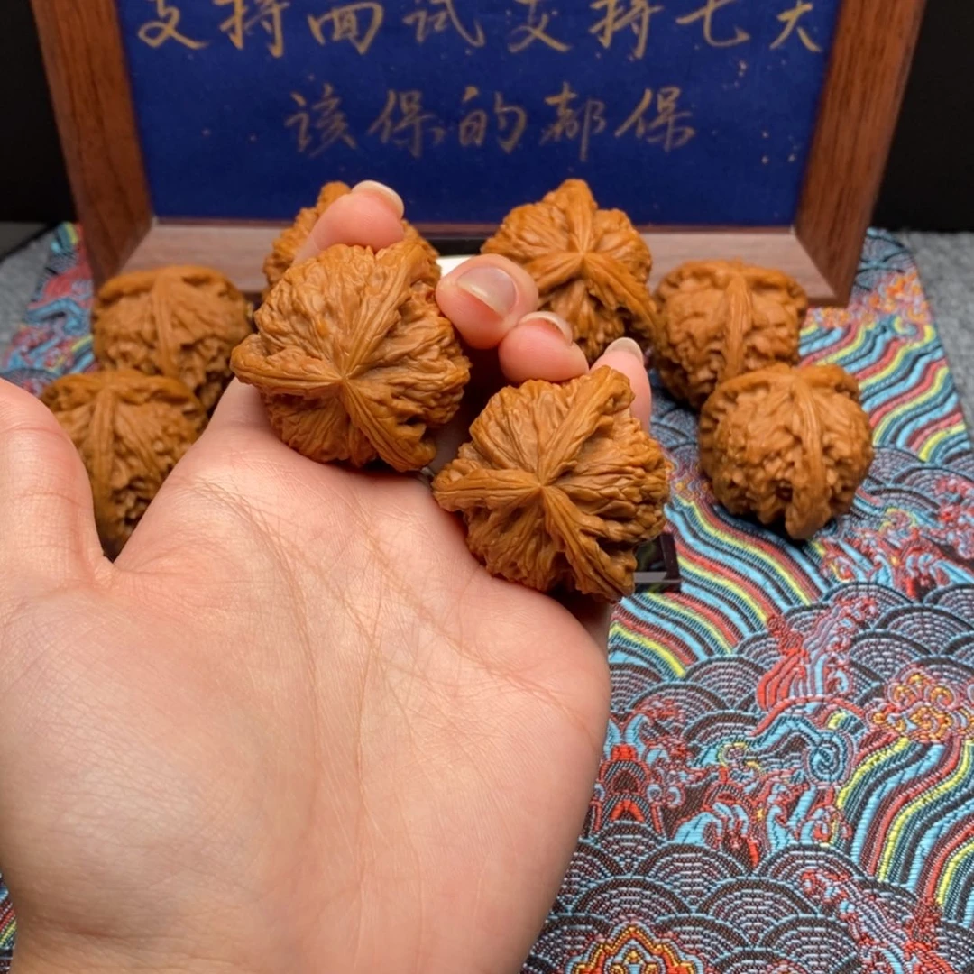 【闪购商品】老*白狮
